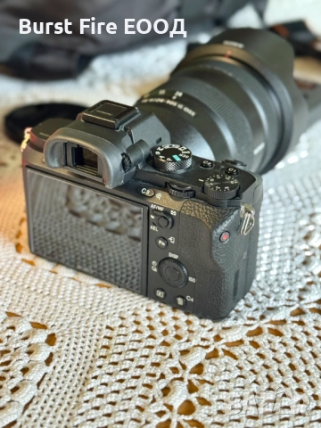 Фотоапарат Sony A7 II обектив 24-105 G OSS f4 + подарък чанта, снимка 3 - Фотоапарати - 54123538