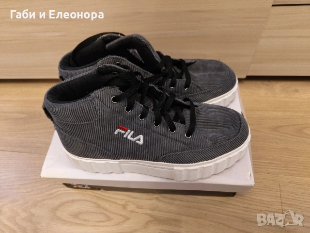 Сникърси FILA Sandblast R Md Wmn 1011378.25Y Сив Цвят: Сив, снимка 2 - Кецове - 54246778