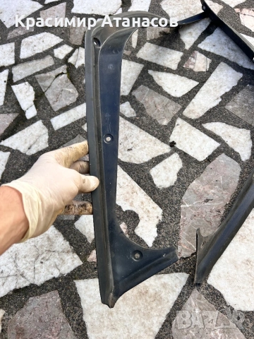 A2046931633. Дъждовни лайстни лява и дясна багажник за Мерцедес Ц-класа W204. Седан. A2046931533, снимка 2 - Аксесоари и консумативи - 53061420