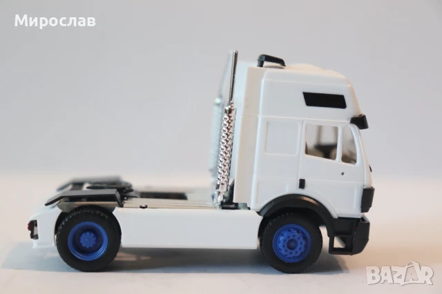 HERPA 1/87 H0 MERCEDES BENZ ВЛЕКАЧ МОДЕЛ КАМИОН, снимка 4 - Колекции - 50700803
