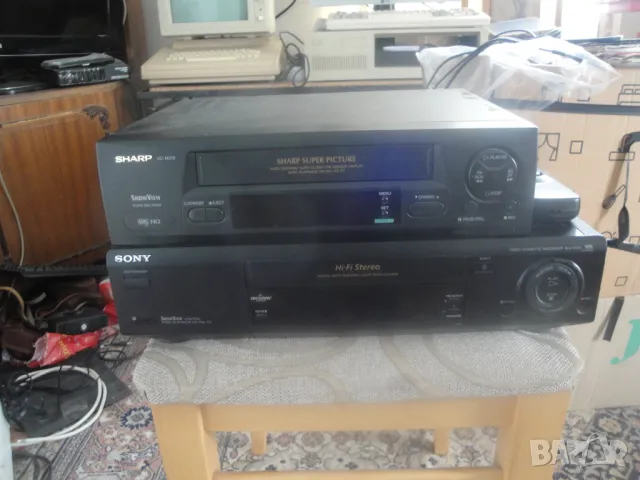 Продавам за ремонт или за части 2 броя записващи видеомагнитофони