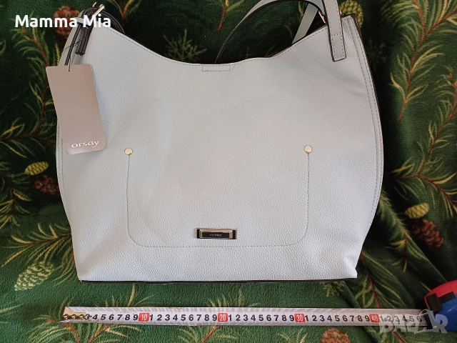 Комплект НОВИ шапка, шал и ръкавици , снимка 4 - Шалове - 52697017