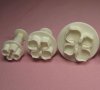 3 бр хортензия малки пластмасови резци форми с бутало и релеф форма резец цвете сладки фондан декор , снимка 1 - Форми - 37169027