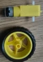 Електродвигател с колело за Arduino кола, снимка 1