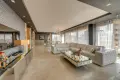 Продаваме Тристаен Апартамент В Лагера, снимка 1