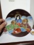 Ръчно рисувана порцеланова чиния на Сатцума, снимка 1 - Колекции - 30980486
