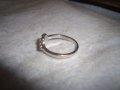 ПРЕКРАСЕН НЕЖЕН АРТ ПРЪСТЕН МЕД с БЯЛА ПОЗЛАТА и ФАСЕТИРАНИ БЛЕСТЯЩИ ЦИРКОНИ 27756, снимка 7