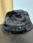 Дамска шапка Prada, снимка 2