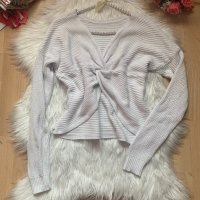 Пуловер, снимка 1 - Блузи с дълъг ръкав и пуловери - 31411260