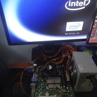 Intel Desktop Board D101GGC, снимка 1 - Дънни платки - 42706865