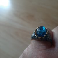 Стилен дамски пръстен със син камък, снимка 2 - Пръстени - 37107275