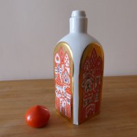 Украинска порцеланова бутилка 1980 г, снимка 4 - Аксесоари за кухня - 42785042