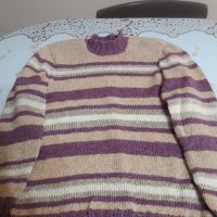 Вълнен пуловер, снимка 1 - Блузи с дълъг ръкав и пуловери - 34472000