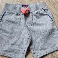 панталонки на Mayoral , снимка 2 - Детски къси панталони - 44569054