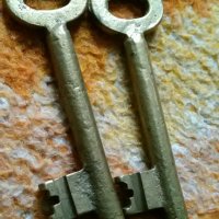 Стари бронзови ключове - 6647, снимка 5 - Други ценни предмети - 27264622