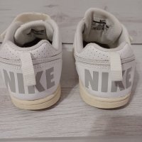 Маратонки Nike 35 номер, снимка 2 - Детски маратонки - 39520928