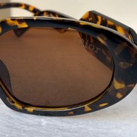 Dior 2023 дамски слънчеви 2 цвята черни кафяви, снимка 13 - Слънчеви и диоптрични очила - 40539077
