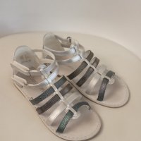 Отлични детски сандали в сребристо, № 31, снимка 1 - Детски сандали и чехли - 30380760