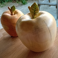 Две ябълки. Дърворезба., снимка 5 - Декорация за дома - 44549670