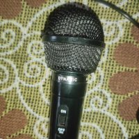 Микрофон за караоке тонколона