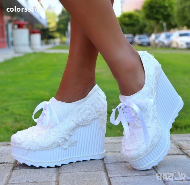 Обувки на платформа - бели - 710-03, снимка 1