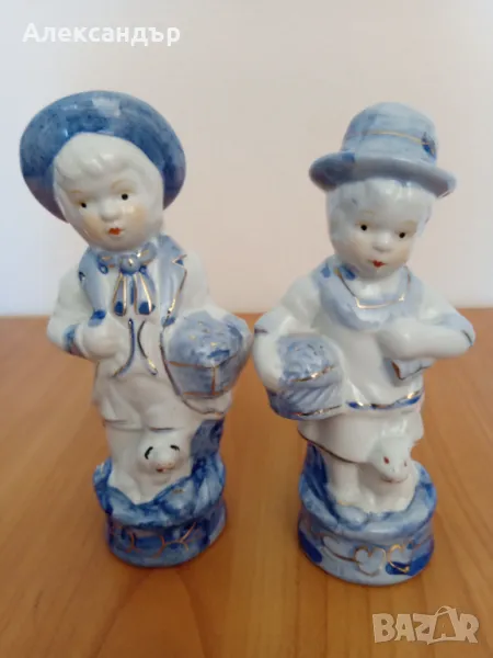 Порцеланова фигура момче и момиче МАРКИРАНИ, снимка 1