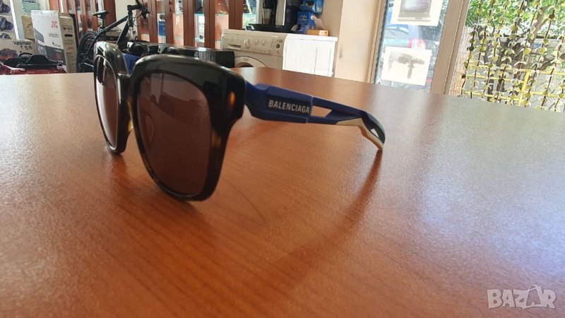 Дамски слънчеви очила Balenciaga, снимка 1