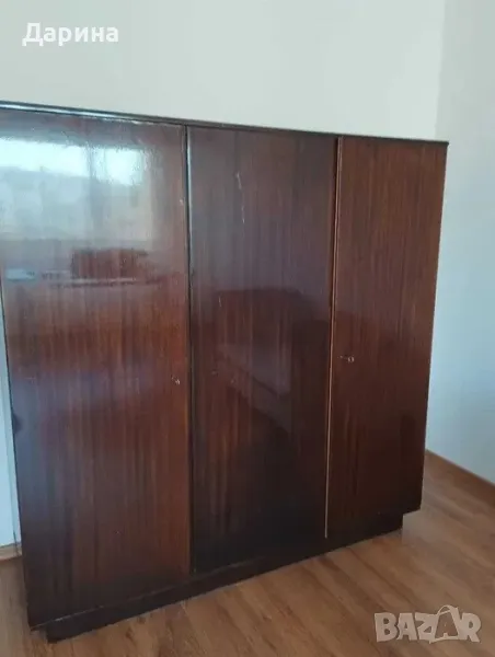 Гардероб - Три Крила , снимка 1