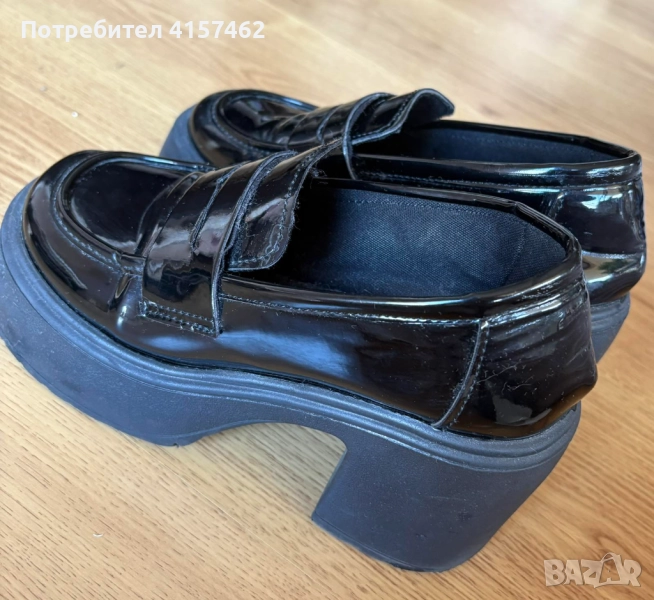 Почти нови и удобни обувки, снимка 1