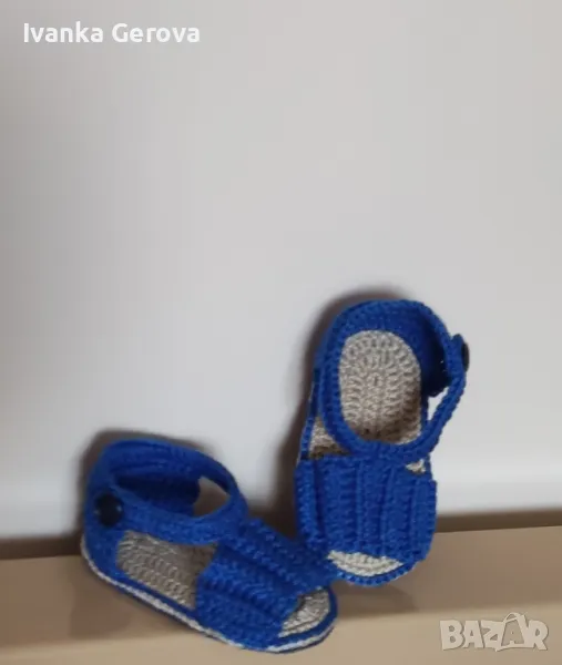 Ръчно плетени сандали за новородено, снимка 1