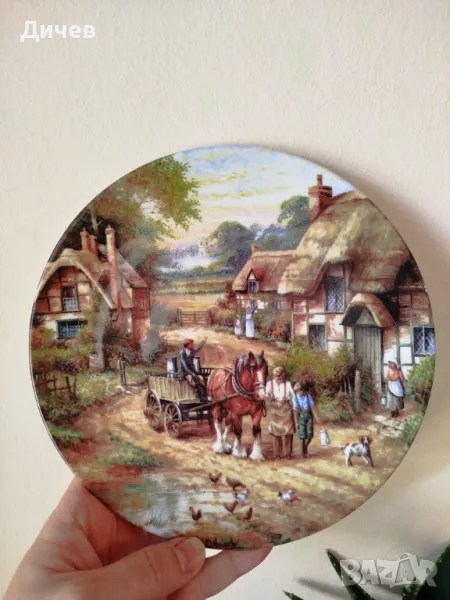 Порцеланова чиния Early Morning Milk от Chris Howells / и Дядо Коледа, снимка 1