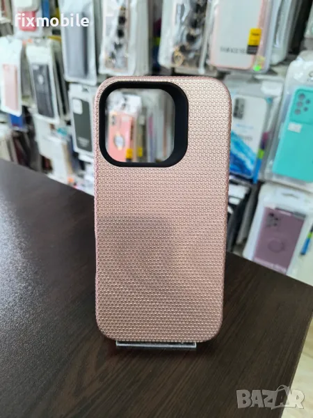 Apple iPhone 16 Pro Висококачествен кейс Vmax Triangle case, снимка 1