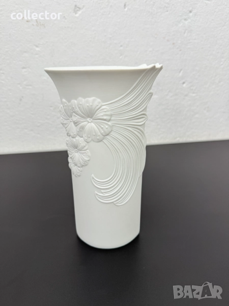 Немска ваза Kaiser от бял порцелан - M. Frey. №7604, снимка 1