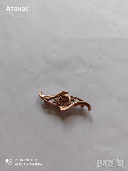 Старинна позлатена брошка, снимка 1