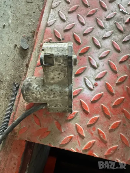 Audi A8 D3 моторче ръчна , снимка 1