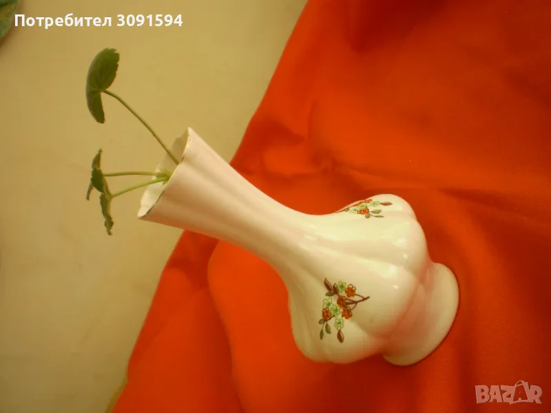 Ваза стар Български костен порцелан, снимка 1