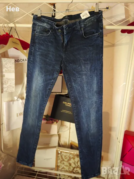 Нови дънки, снимка 1