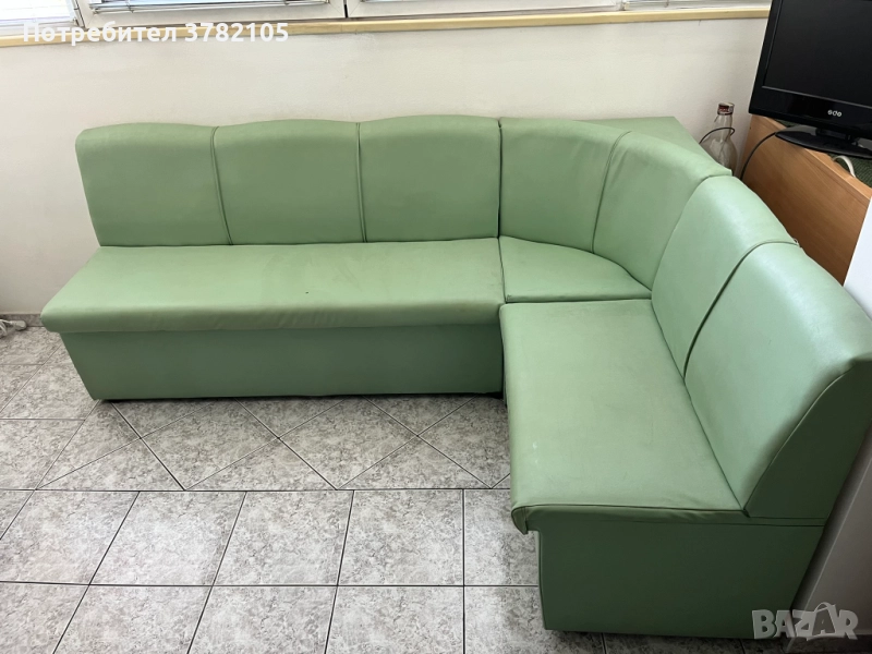 Кухненски ъгъл + кръгла кухненска маса, снимка 1