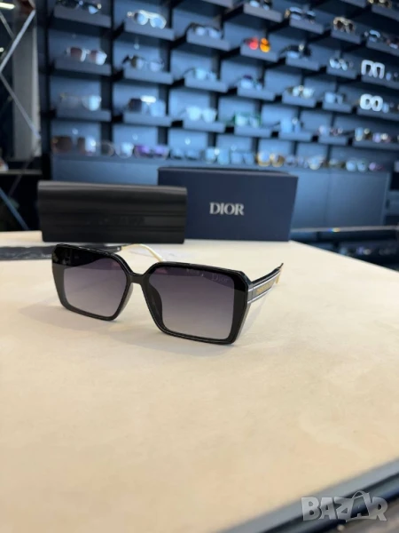 очила с черен обикновен калъф ray ban prada gucci christian dior , снимка 1