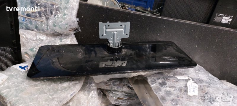 ​TV стойка  X15T8738-102 за ​телевизор Philips модел 32PFL3258H/12, снимка 1