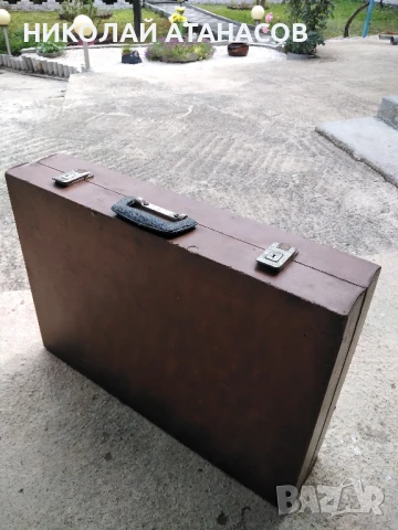 къмпинг маса, куфар