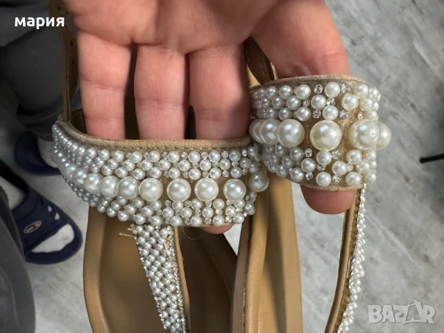 Нови сандали с перли 39 номир, снимка 5 - Сандали - 51110108
