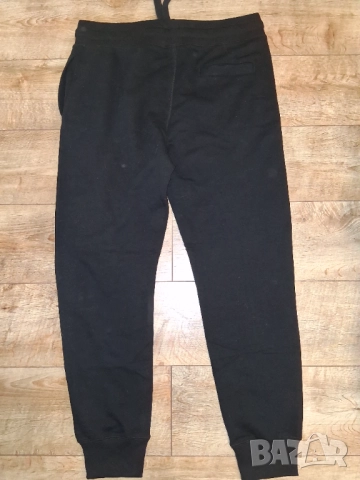 р-р XL Bench joggers, снимка 7 - Спортни дрехи, екипи - 51957291