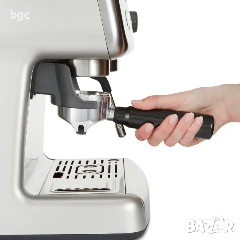 НОВА Еспресо машина Breville Barista Max VCF126X-01, 15 bar, 1450 w, Вградена кафемелачка - 24 месец, снимка 3 - Кафемашини - 48065901