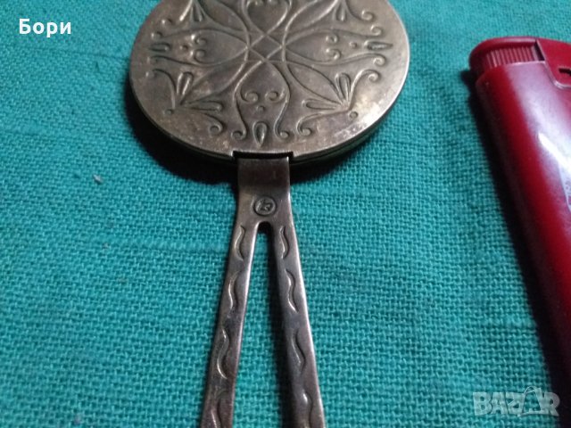 Старо огледало в месингова рамка, снимка 5 - Други ценни предмети - 34274145