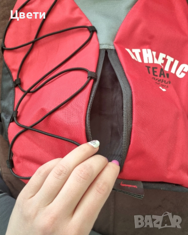 Нова раница в червено и черно, снимка 7 - Раници - 44213439