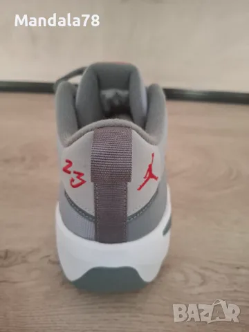 Продавам нови оригинални мъжки маратонки Nike Jordan Max Aura 7. , снимка 4 - Маратонки - 55933885