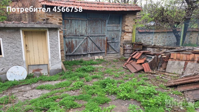 Двуетажна каща с. Буря, снимка 17 - Къщи - 51387876