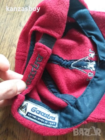 gaastra - страхотна поларена шапка КАТО НОВА С, снимка 7 - Шапки - 44263314