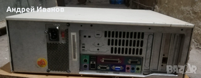 Стар компютър, снимка 2 - Работни компютри - 53923593